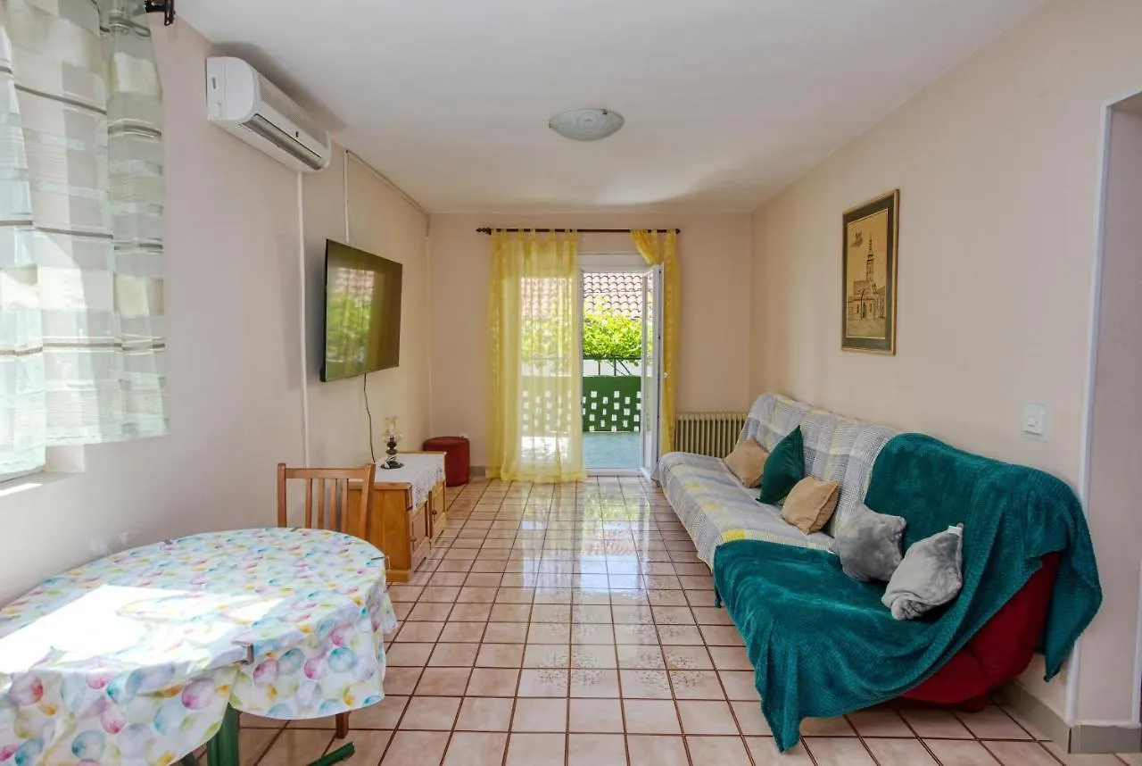 Apartments With A Parking Space Biograd Na Moru, Biograd - 18665