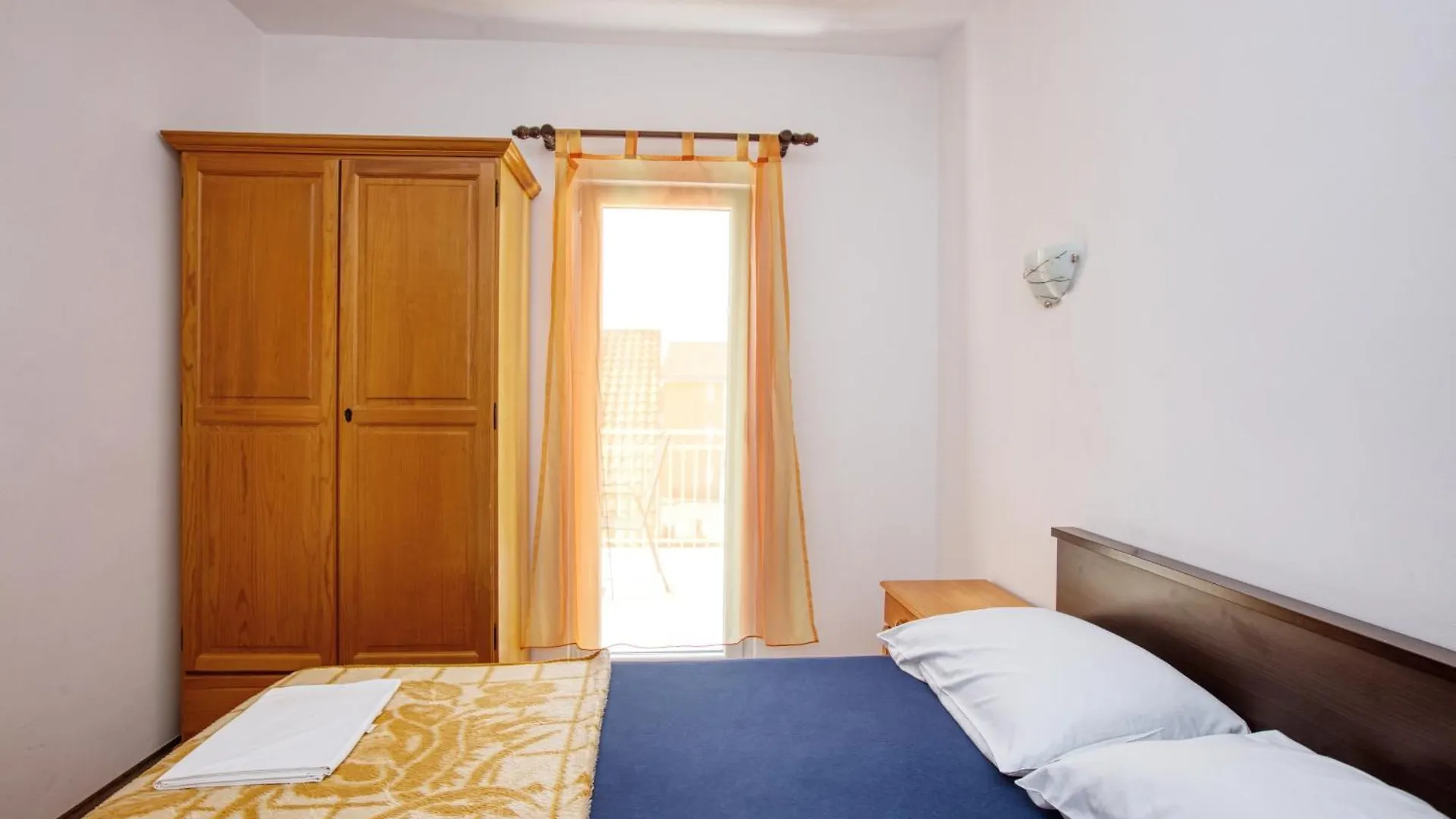 Apartments With A Parking Space Biograd Na Moru, Biograd - 18665 0*,